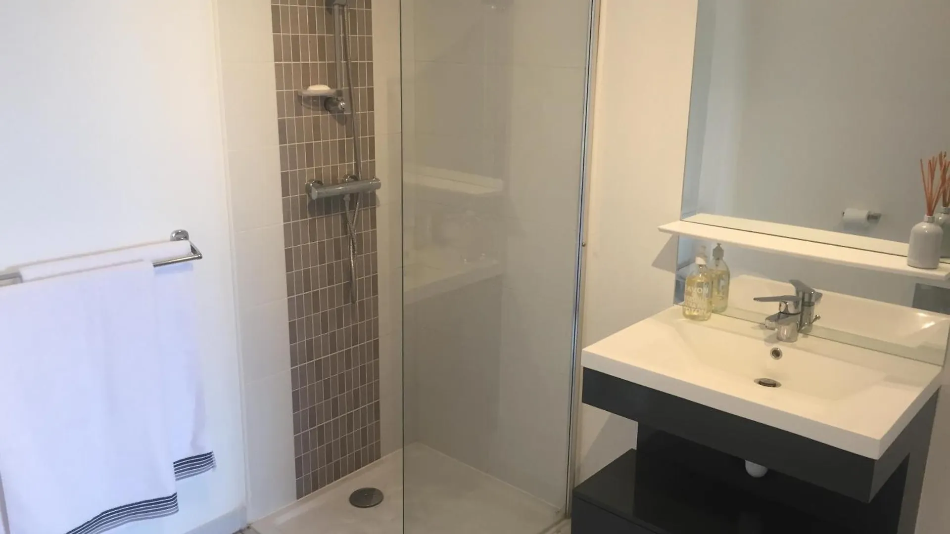 Appartement Aix En Provence - La Duranne Piscine Parking Prive Dernier Etage Aix-en-Provence