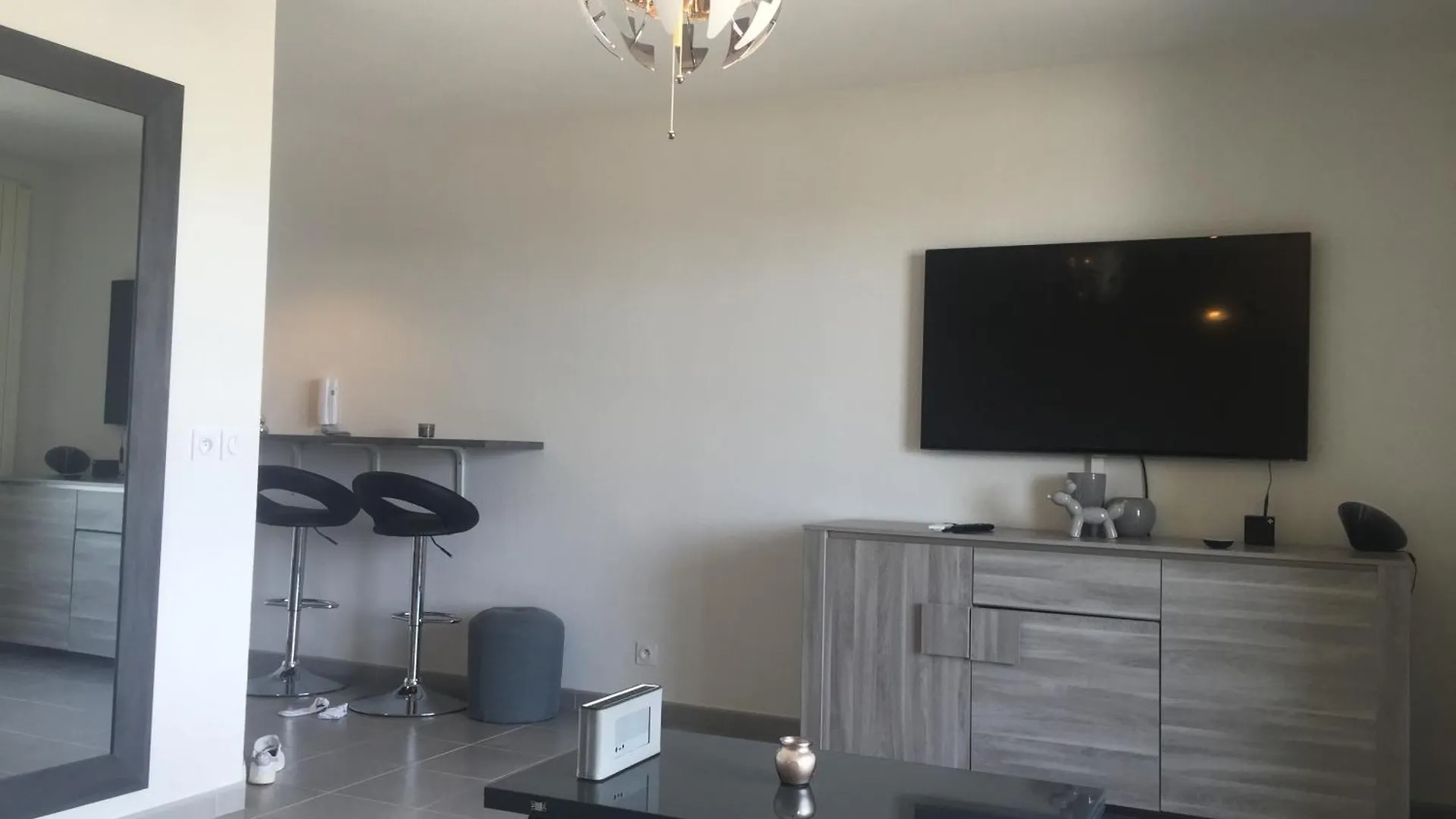 Appartement Aix En Provence - La Duranne Piscine Parking Prive Dernier Etage Apartment