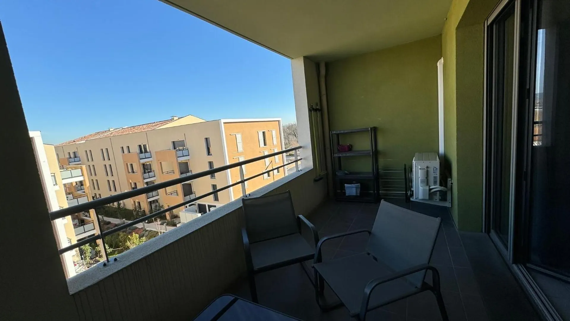 Appartement Aix En Provence - La Duranne Piscine Parking Prive Dernier Etage 0*, Aix-en-Provence France